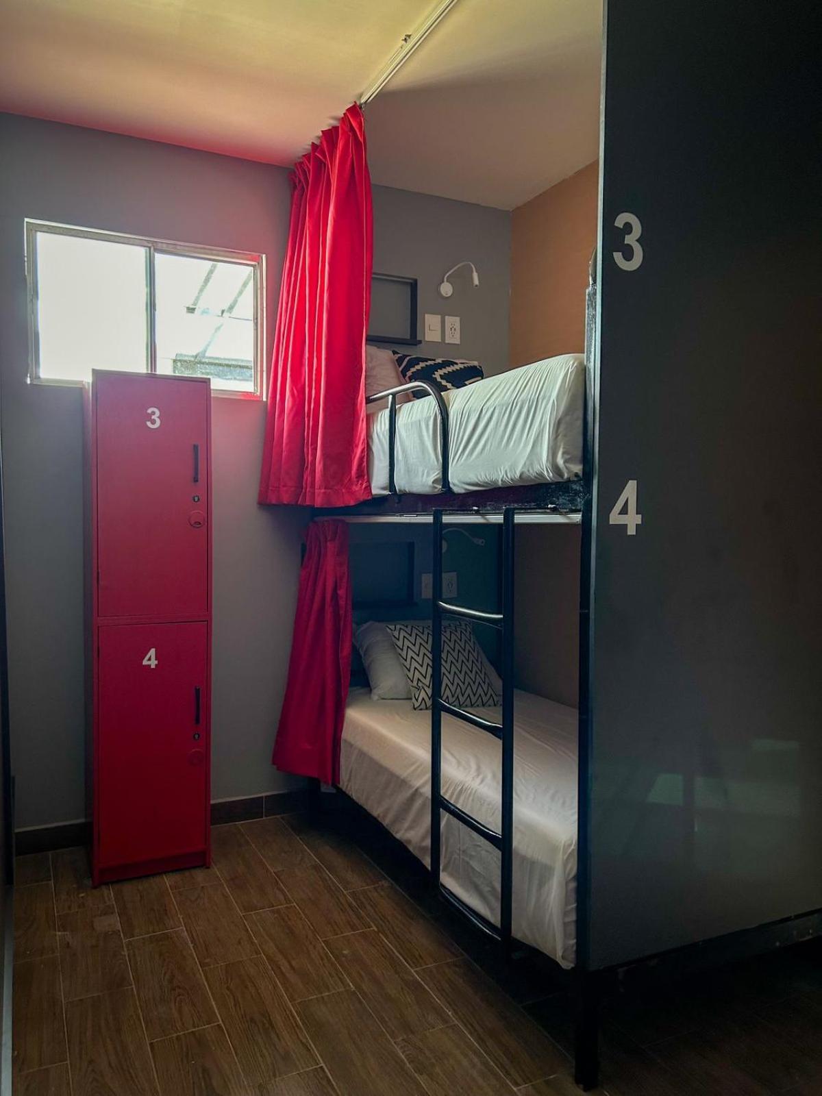 Spartacus Hostel Boutique For Men 巴亞爾塔港 外观 照片