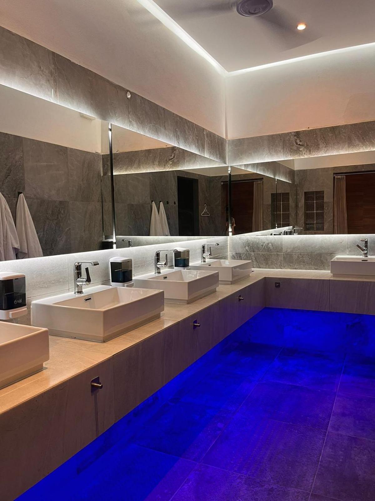 Spartacus Hostel Boutique For Men 巴亞爾塔港 外观 照片