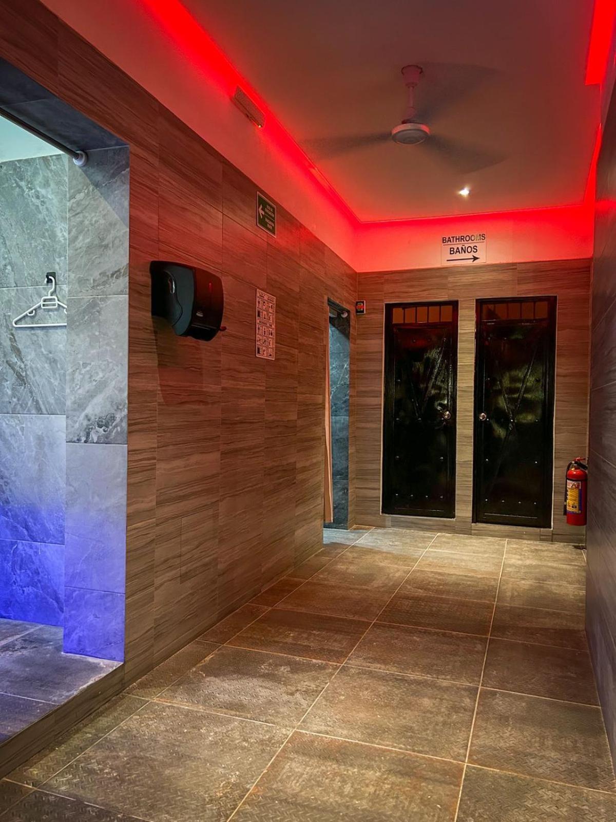 Spartacus Hostel Boutique For Men 巴亞爾塔港 外观 照片